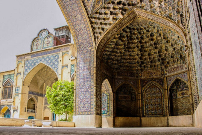 معماری مسجد مشیرالملک شیراز
